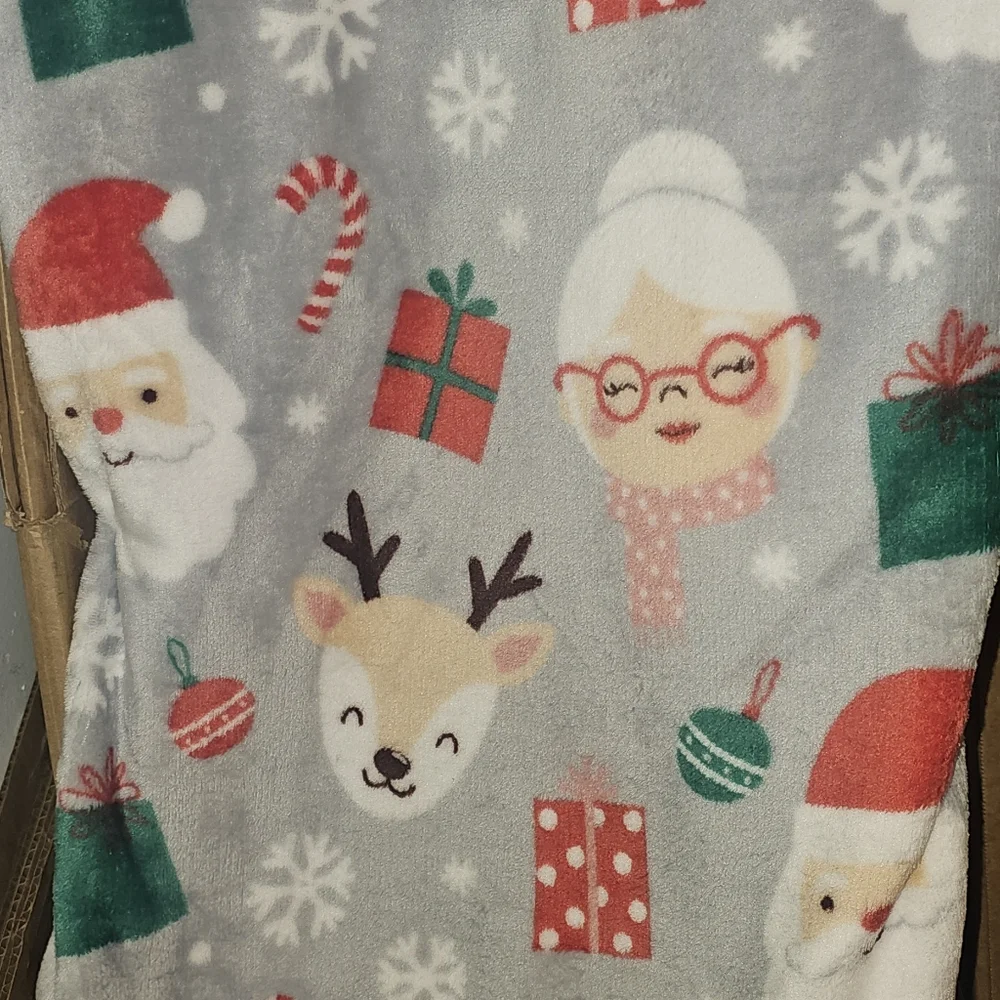 Casaba Christmas blanket